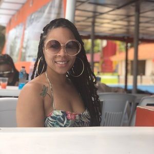 Meet your Posher, Erika